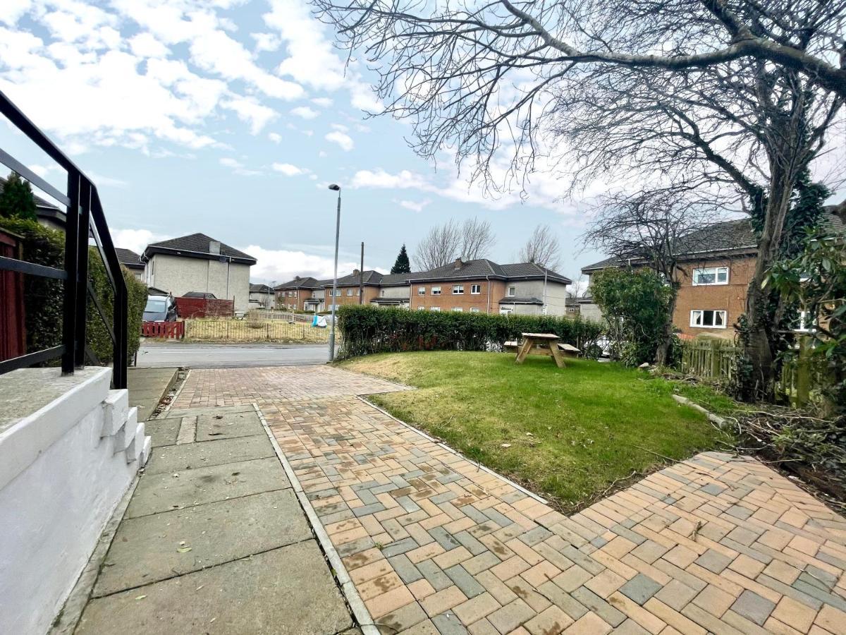 Cardonald Central グラスゴー エクステリア 写真